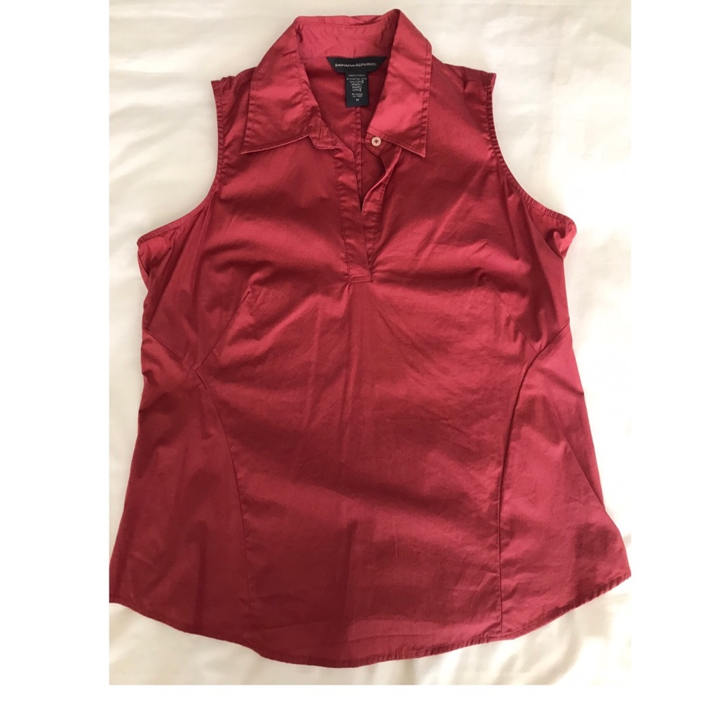 Women sleeveless top
